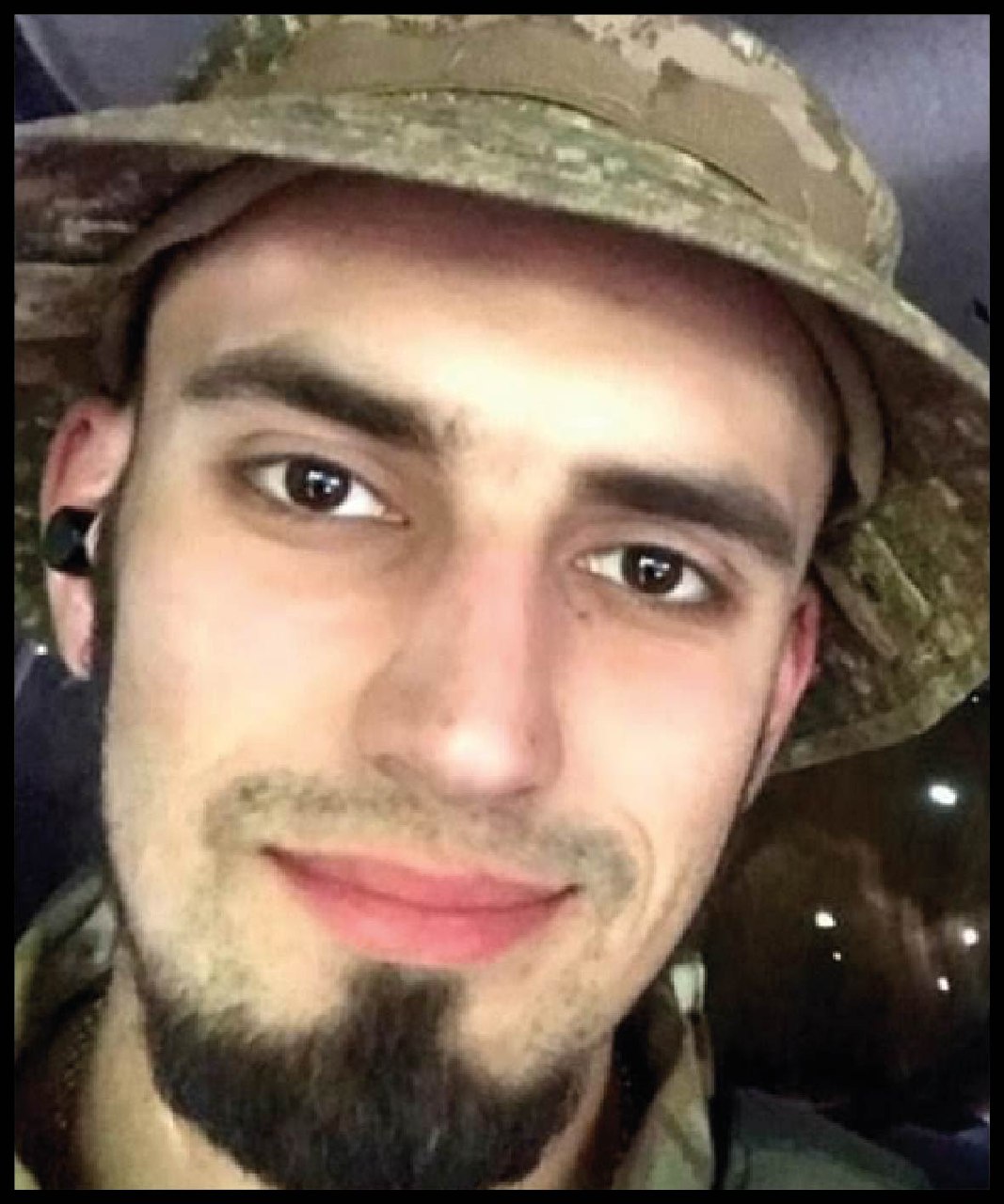 Владислав Ніколаєв