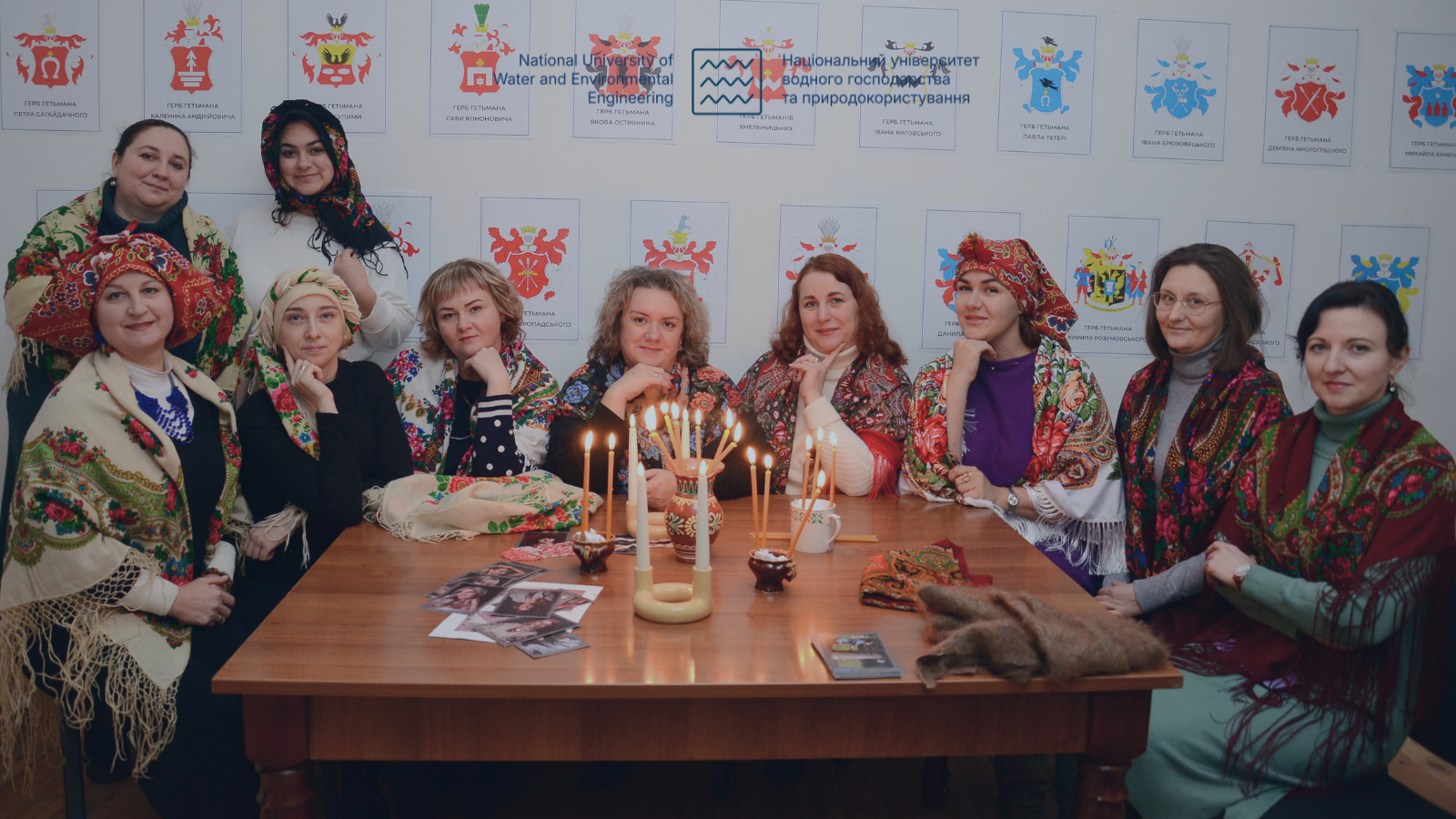 Майстер-клас до Дня української хустки