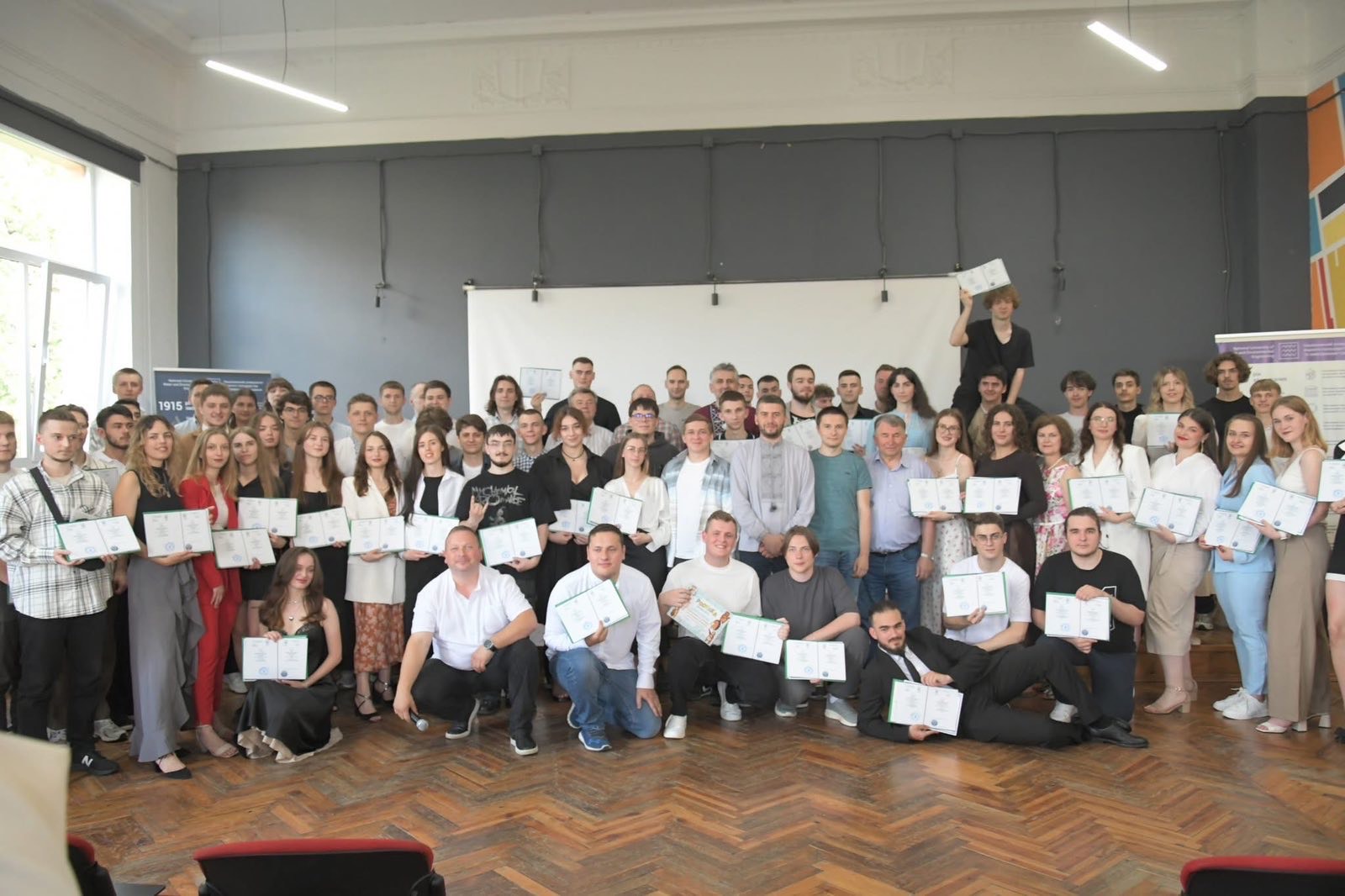 Випускники